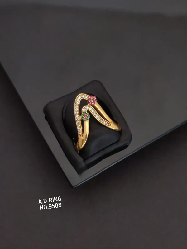 Gold_Alloy_Ring_For_Women