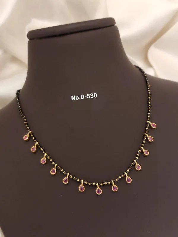 Gold_Alloy_Mangalsutra_For_Women