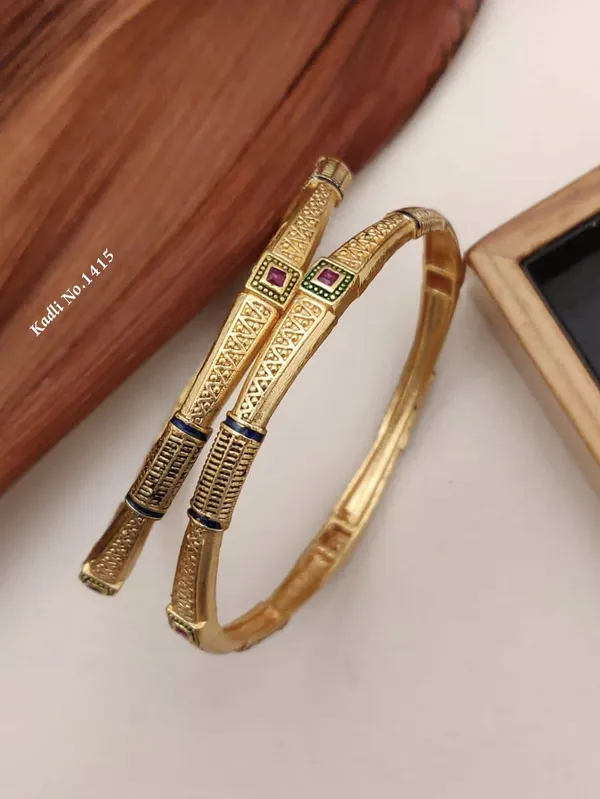 Gold_Metal_With_Enamel_Work_Bangles_For_Women
