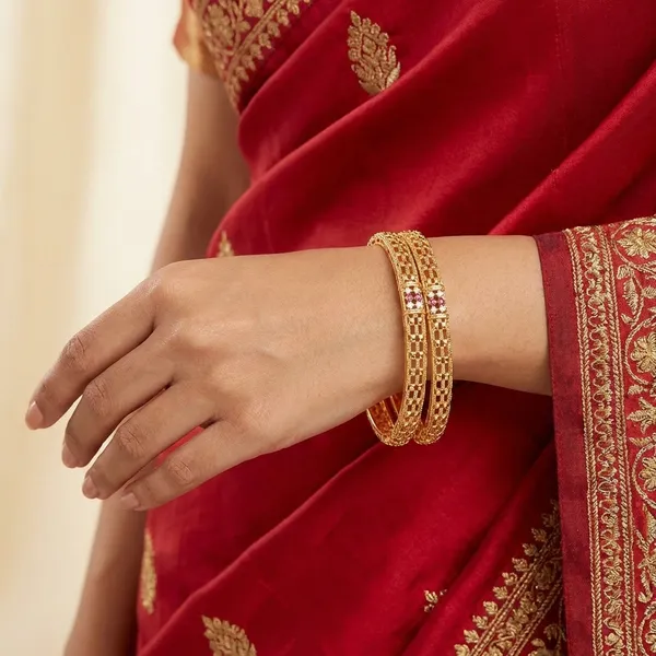 Gold_Brass_Bangles_For_Women