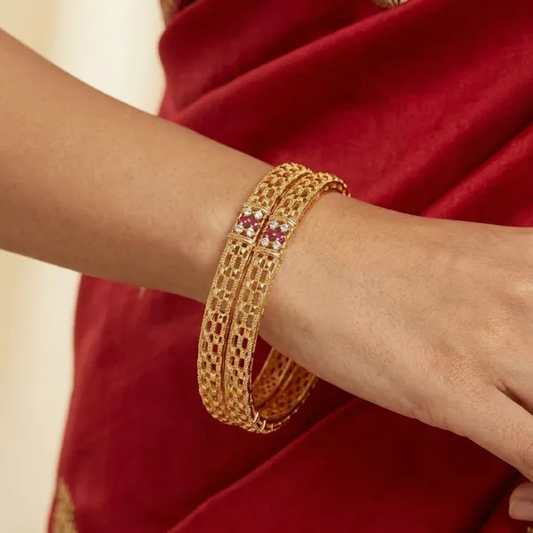 Gold_Brass_Bangles_For_Women