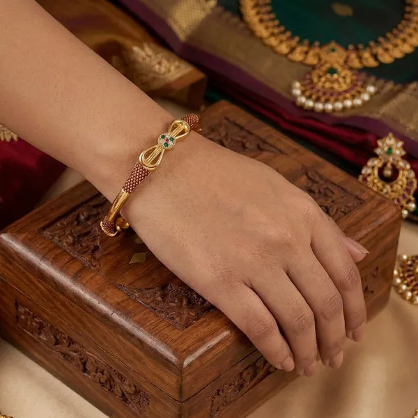 Gold_Plated_Bangles_For_Women