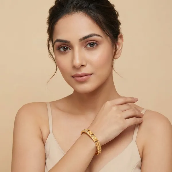 Gold_Plated_Metal_Bangles_For_Women