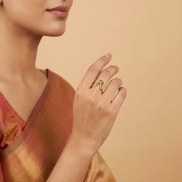 Gold_Alloy_Ring_For_Women