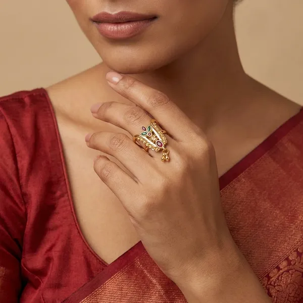 Gold_Alloy_Ring_For_Women