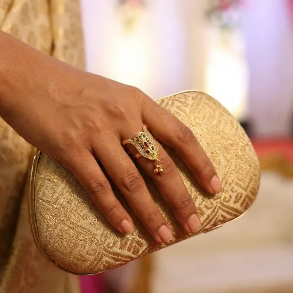 Gold_Alloy_Ring_For_Women