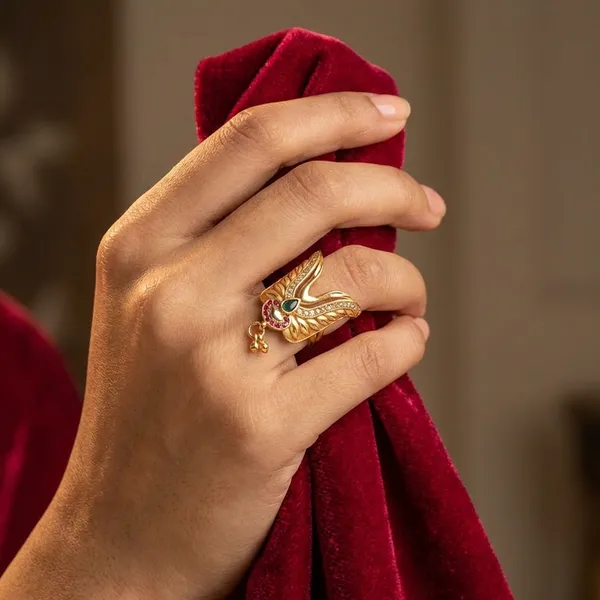 Gold_Alloy_Ring_For_Women