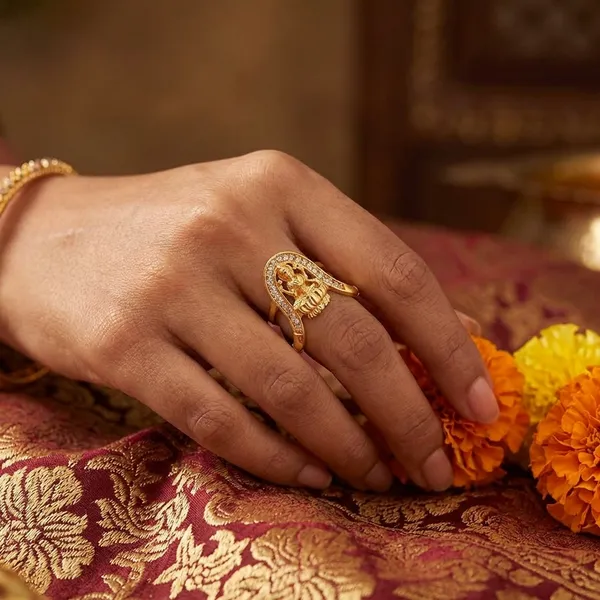 Gold_Alloy_Ring_For_Women