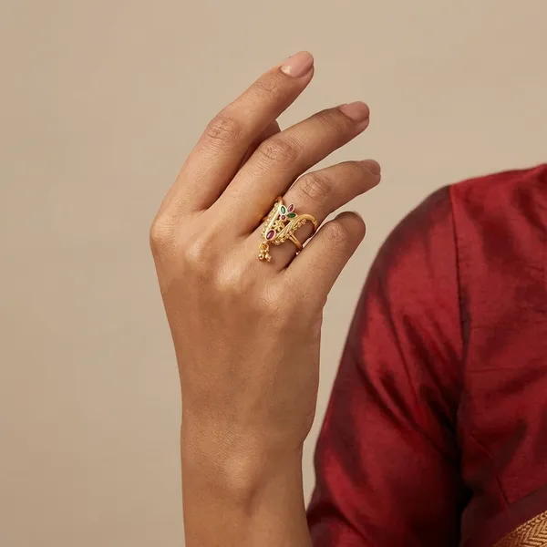 Gold_Alloy_Ring_For_Women