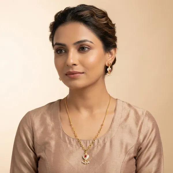 Gold_Alloy_Necklace_For_Women