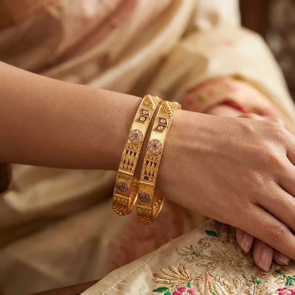 Gold_Plated_With_Meenakari_Enamel_Work_Bangles_For_Women