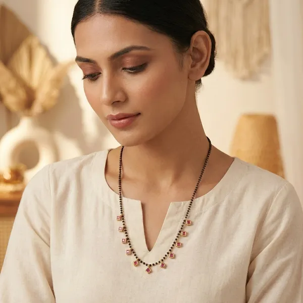 Gold_Alloy_Pendant_For_Women