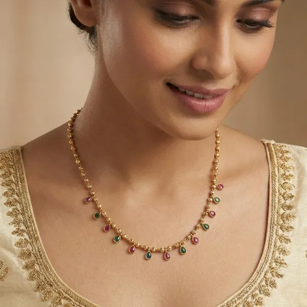 Gold_Alloy_Necklace_For_Women