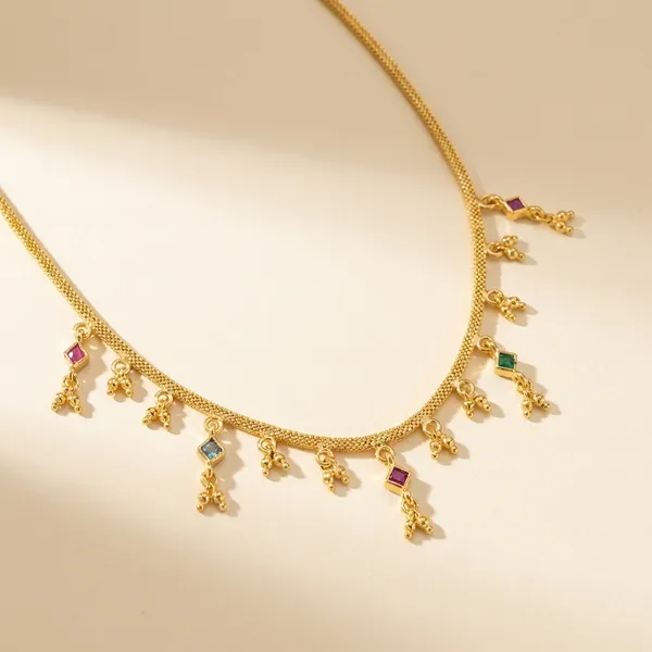 Gold_Alloy_Necklace_For_Women