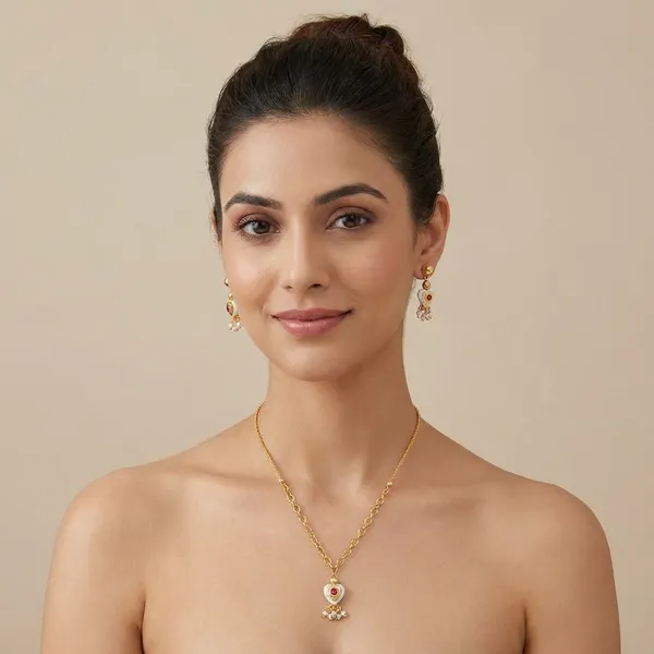Gold_Alloy_Necklace_For_Women
