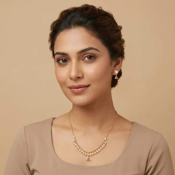 Gold_Alloy_Pendant_For_Women