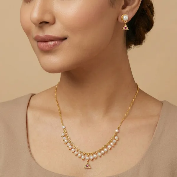 Gold_Alloy_Pendant_For_Women