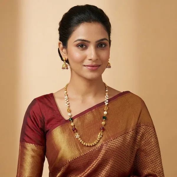 Gold_Alloy_Necklace_For_Women