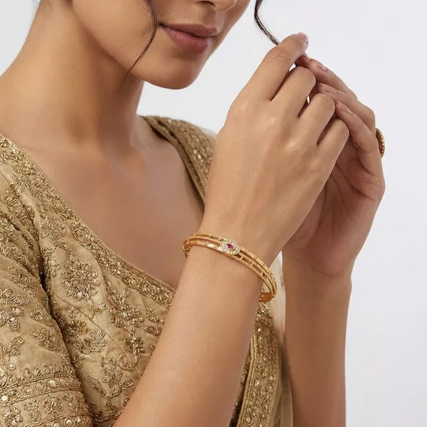 Gold_Plated_Metal_Bangles_For_Women