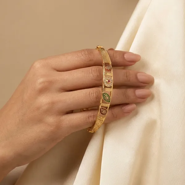 Gold_Plated_Metal_With_Kundan_Stones_Bangles_For_Women