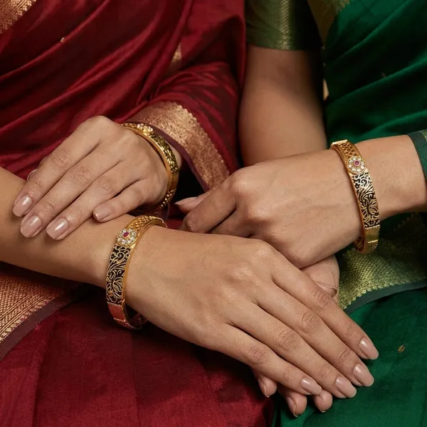 Gold_Plated_Metal_Bangles_For_Women