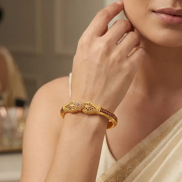 Gold_Plated_Bangles_For_Women(Set_of_2/4)