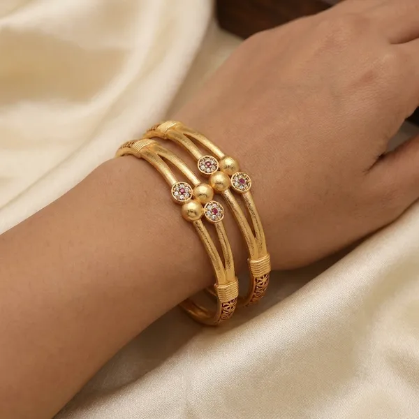 Gold_Plated_Metal_Bangles_For_Women