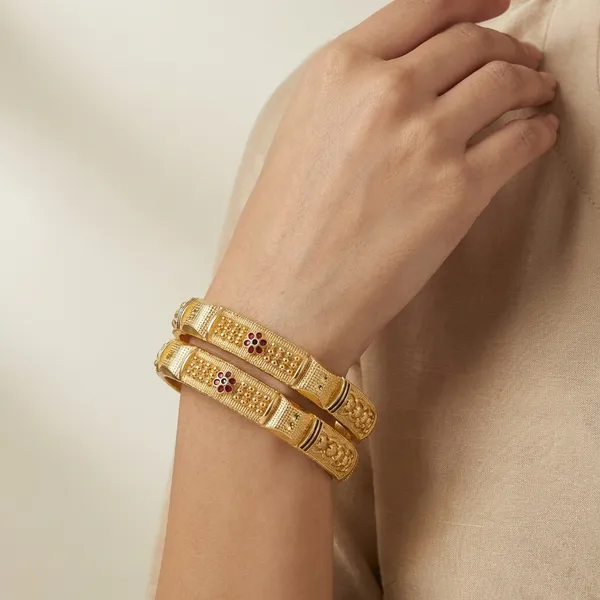 Gold_Plated_Metal_Bangles_For_Women