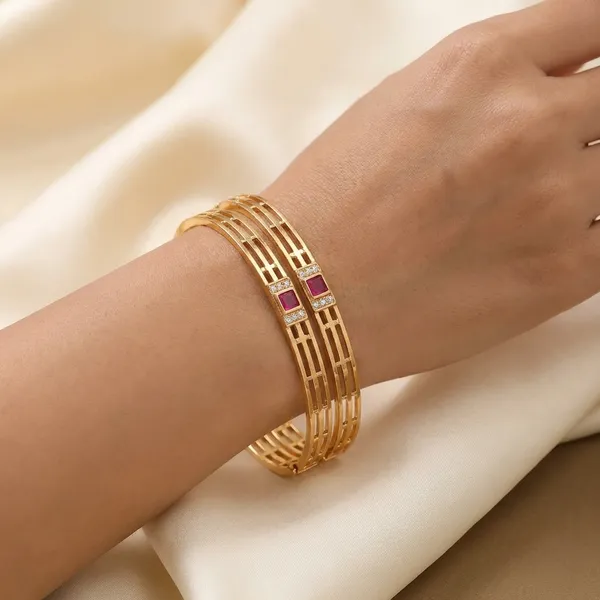 Gold_Plated_Metal_Bangles_For_Women