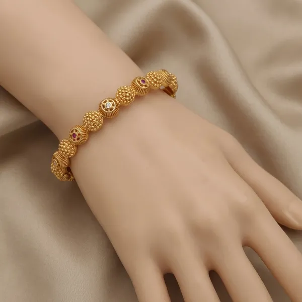 Gold_Brass_Bangles_For_Women(Set_of_2/4)