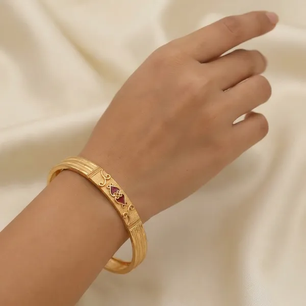 Gold_Brass_Bangles_For_Women
