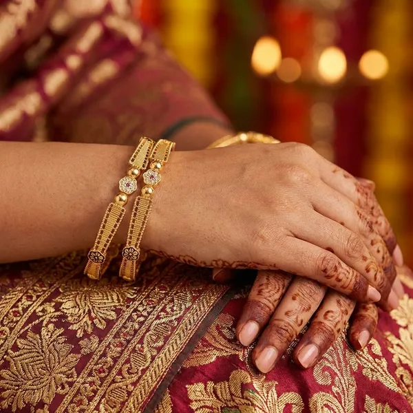 Gold_Brass_Bangles_For_Women