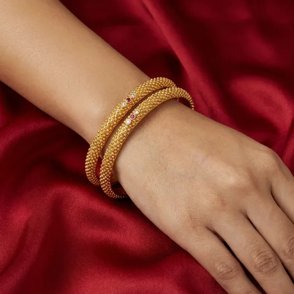 Gold_Plated_Metal_Bangles_For_Women