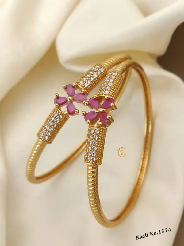 Gold_Metal_Alloy_With_Stone_Embellishments_Bangles_For_Women