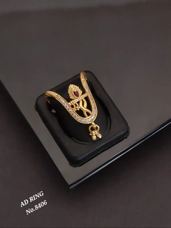 Gold_Alloy_Ring_For_Women