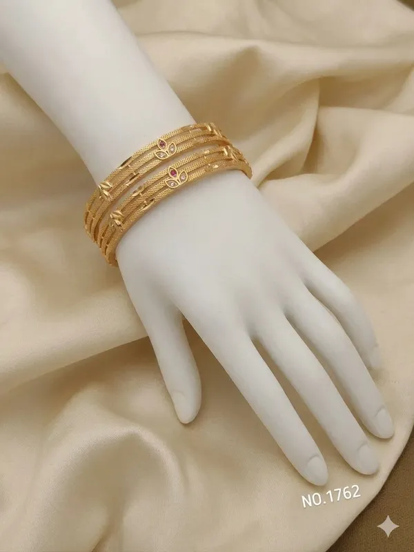 Gold_Brass_Bangles_For_Women