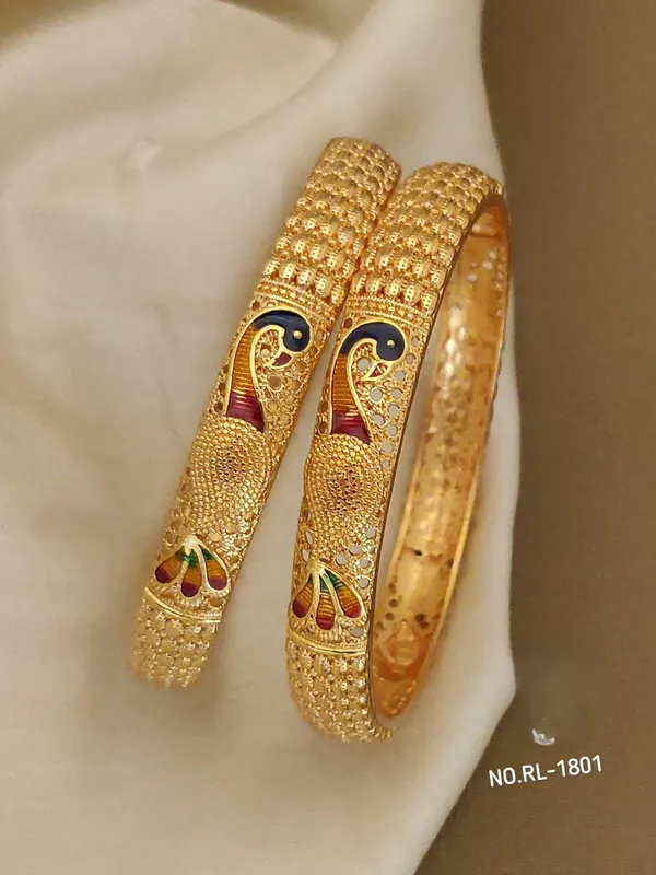 Gold_Plated_Metal_Bangles_For_Women(Set_of_2/4)