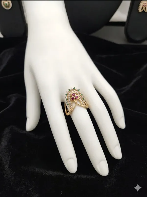 Gold_Alloy_Ring_For_Women