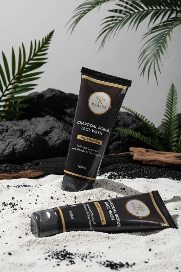 Raajim_Charcoal_Scrub_100_Ml_|_Deep_Cleansing_With_Activated_Charcoal_And_Tea_Tree_Oil_|_Removes_Oil,_Dirt_And_Blackheads_|_For_Oily_And_Acne_Prone_Skin_Face_Wash