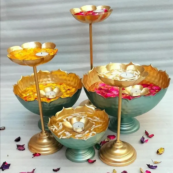 Gold_And_Green_Decorative_Brass_&_Green_Metal_Tiered_Bowl_Stand_Set_With_Floating_Candles_And_Flower_Petals
