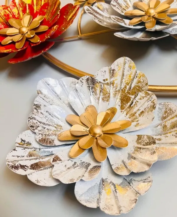 Gold_Metal_Premium_&_Decorative_Wall_Art_For_Home_Decor