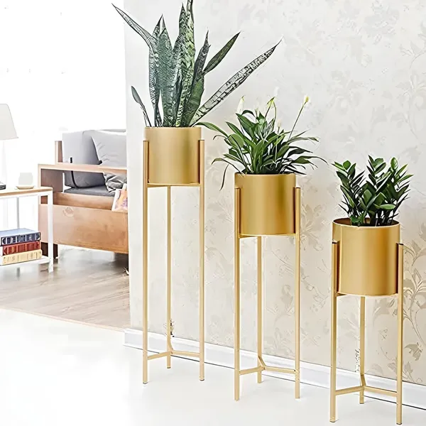 Gold_Modern_Metal_Plant_Stand_With_Cylindrical_Pot