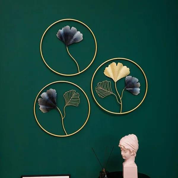 Gold_And_Black_Decorative_Metal_Ginkgo_Leaf_Wall_Art_&_Circular_Frames