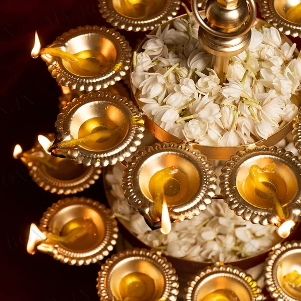 Gold_Brass_Two_Tier_Traditional_Diya_Stand_With_Oil_Lamps