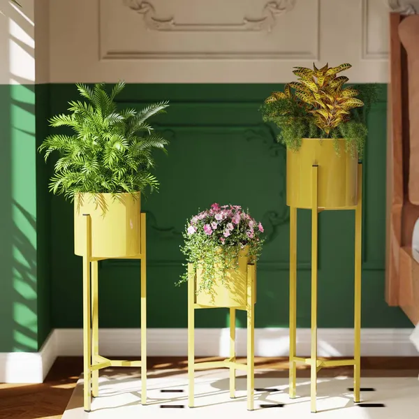 Gold_Metal_Plant_Stands_With_Cylindrical_Planters