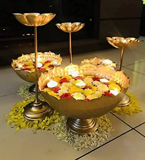 Gold_Hammeredtone_Metal_Tiered_Serving_Bowls_Set