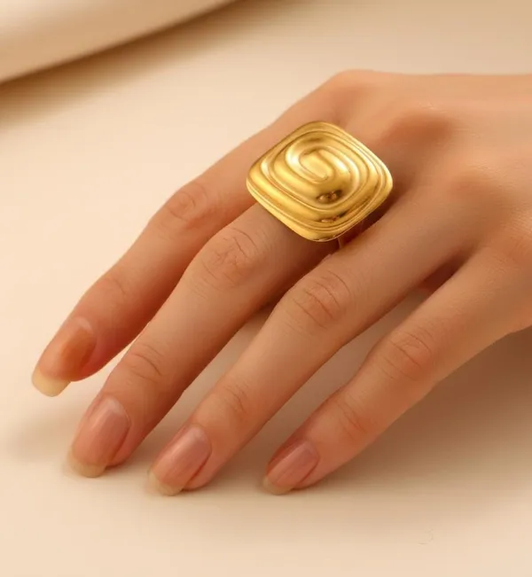 Golden_Dome_Statement_Ring_For_Women