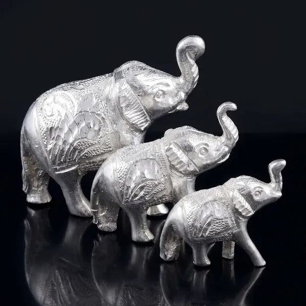 Decorative_Silver_Elephant_Figurines_Set_Of_3
