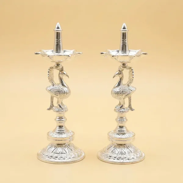 Decorative_Silver_Toned_Swan_Oil_Lamp_Stand_With_Diya_Set_Of_2