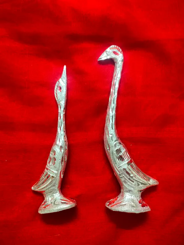 Decorative_Silver_Toned_Bird_Figurines___Set_Of_2